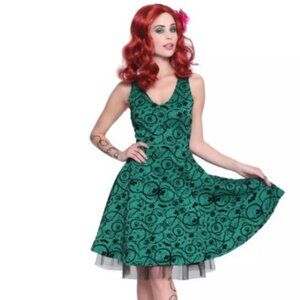 616-5 DC Comics Bombshells Hot Topic exclusive Poison Ivy Dress Size L